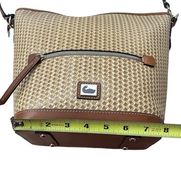 Dooney & Bourke Camden Woven LARGE Hobo Tote in Camel Brown Leather Purse FLAW - Picture 12 of 16